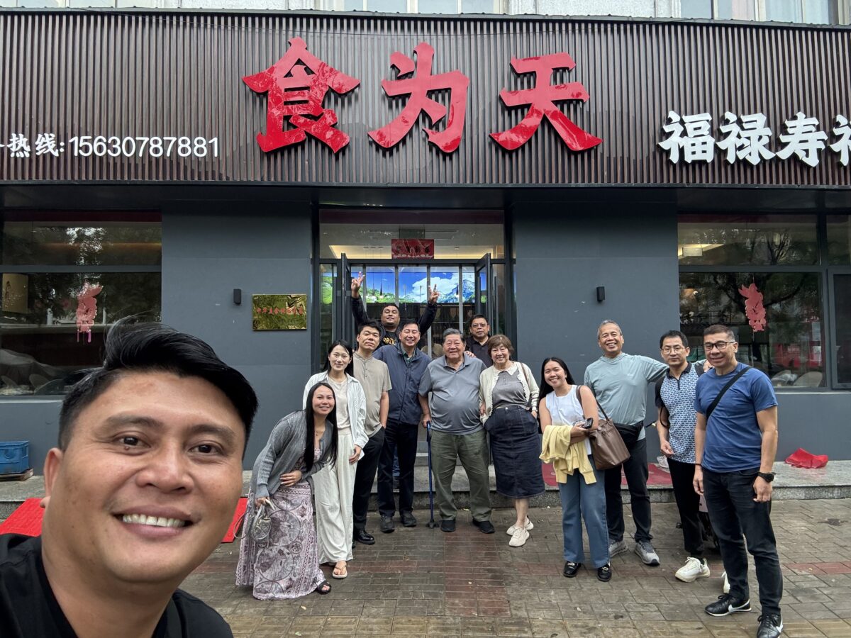 Philippine clients visit Qiaosi Steel China