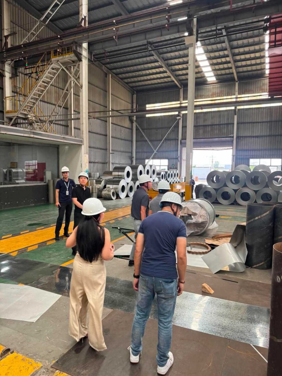 Philippine clients visit Qiaosi Steel China