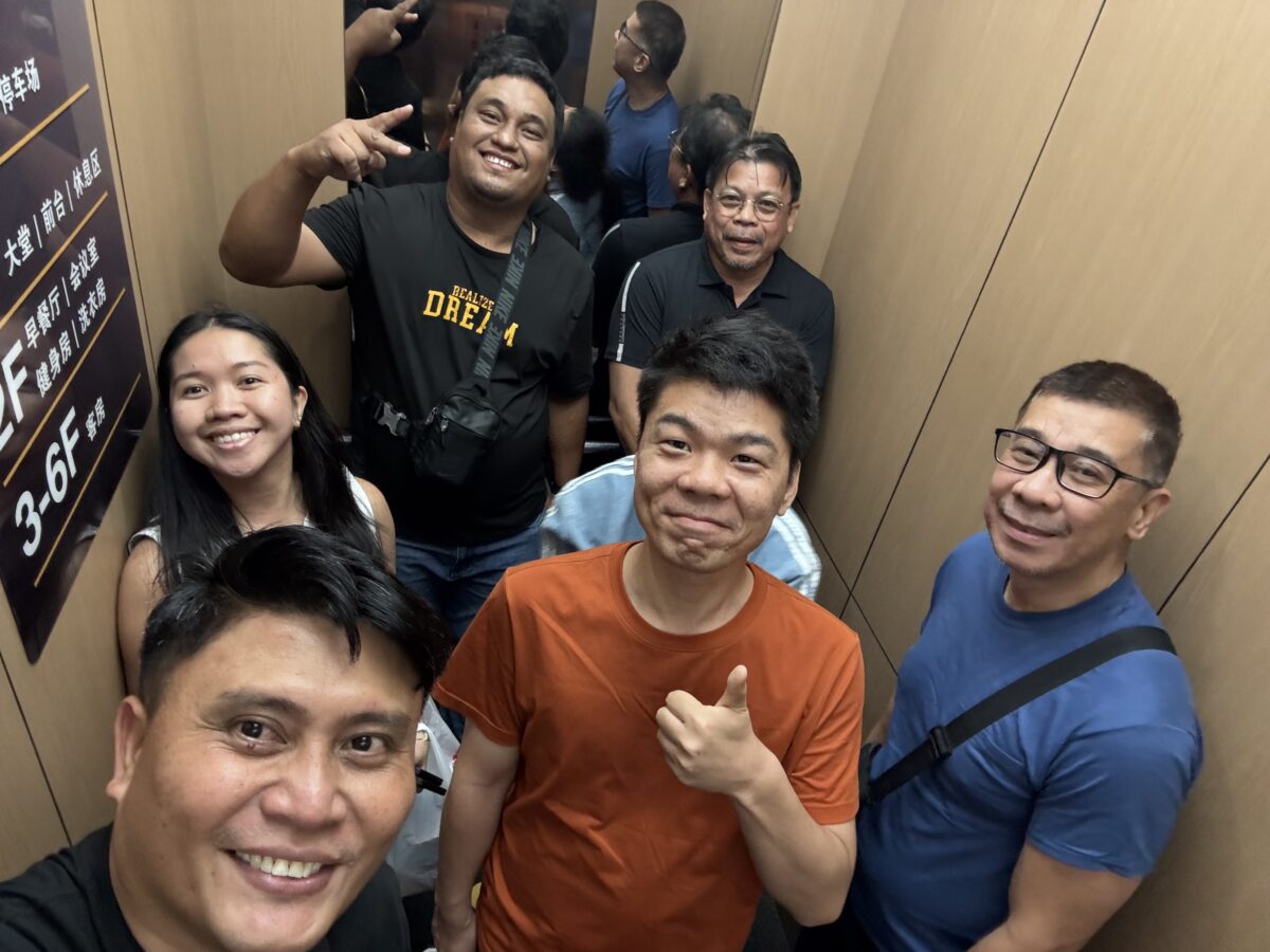 Philippine clients visit Qiaosi Steel China