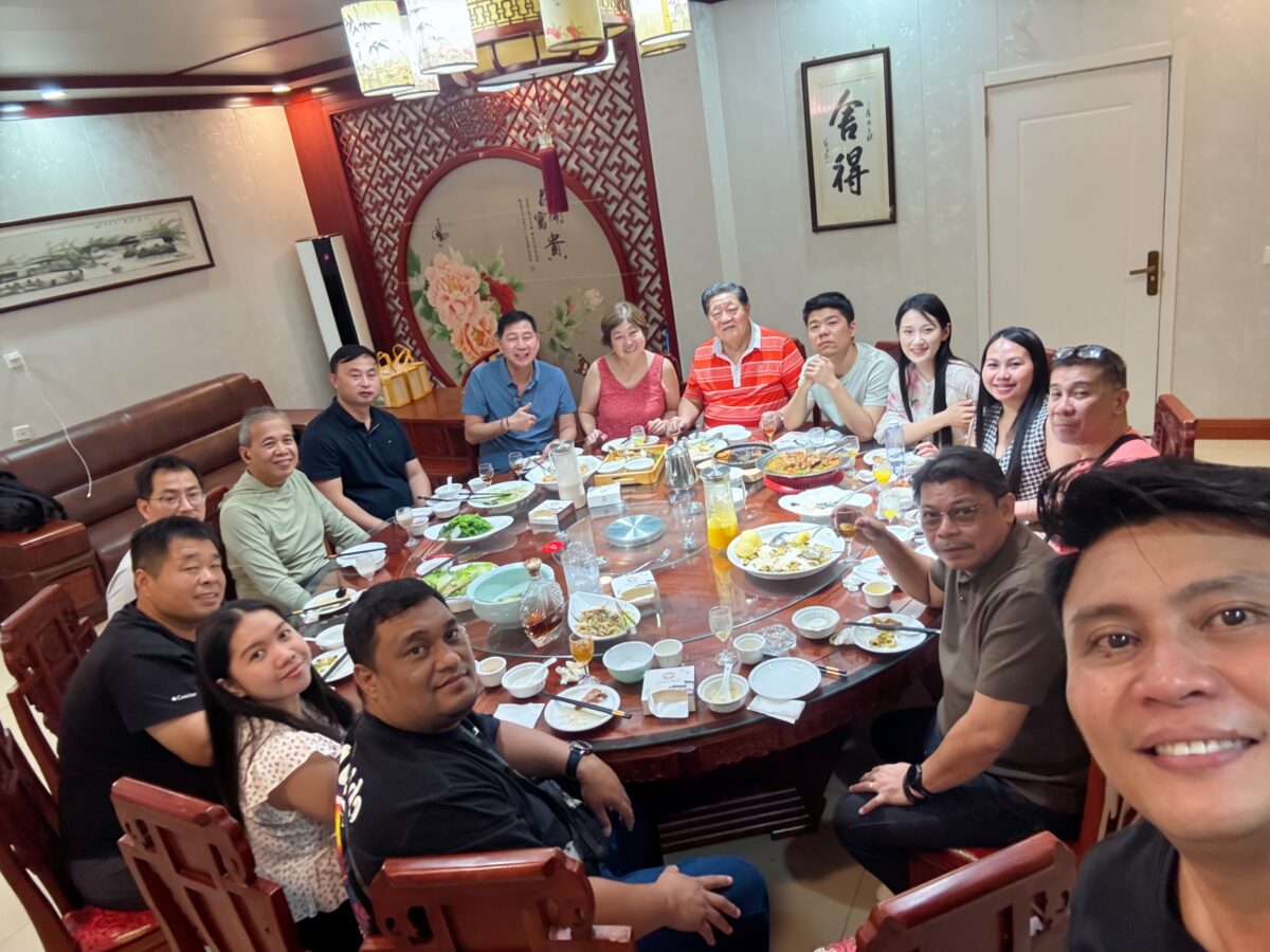 Philippine clients visit Qiaosi Steel China