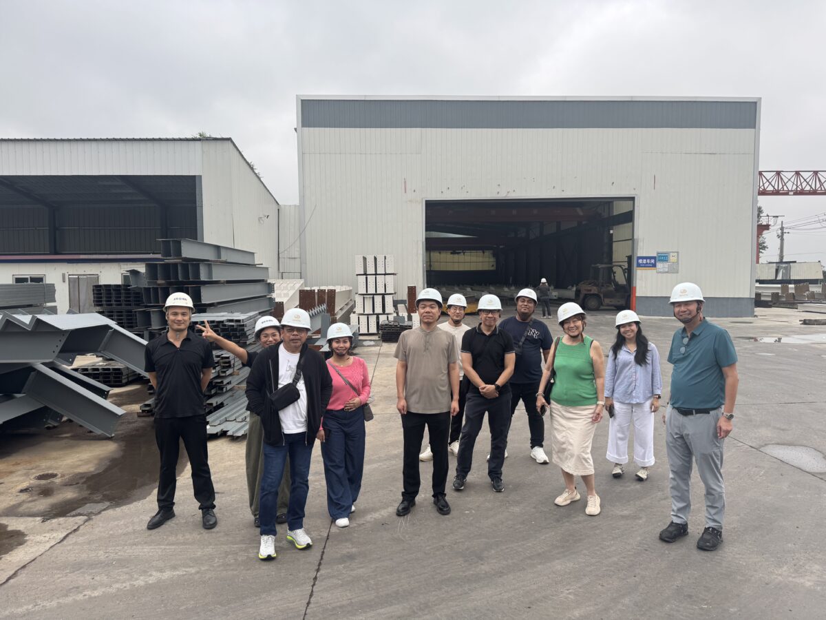 Philippine clients visit Qiaosi Steel China